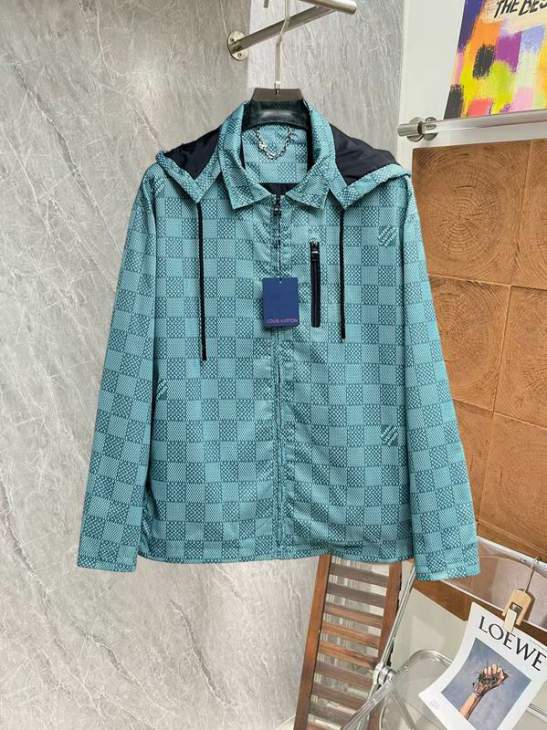 Picture of Louis Vuitton Jackets _SKULVM-3XLxetr4031892
